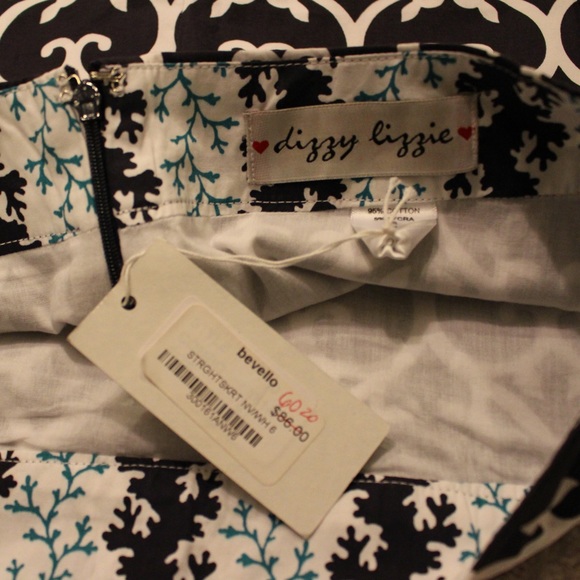 NWT Navy Pattern Straight Skirt - Bevello - Picture 2 of 8